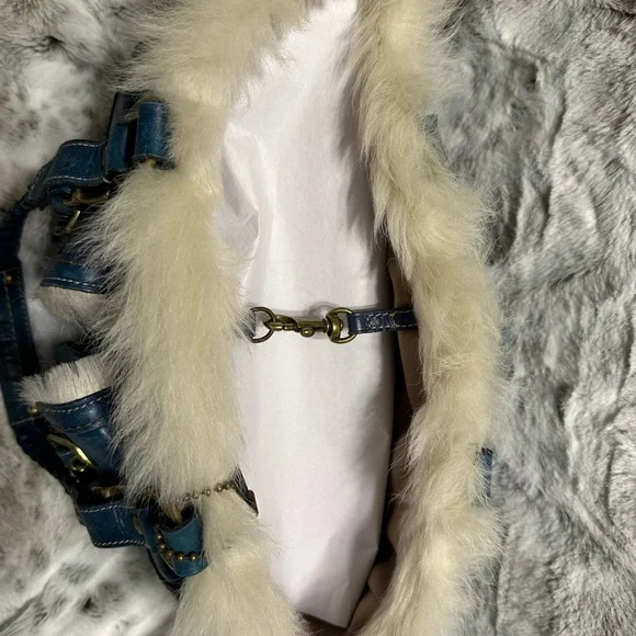 Coach Teal Leather Shoulder Bag with Cream Fur Trim - Picture 6 of 11